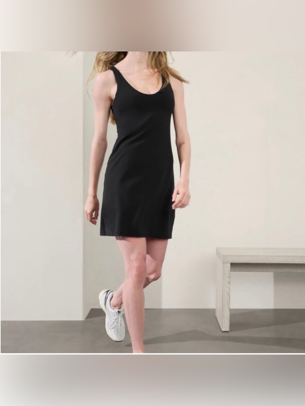 Athleta Black Scoop Neck Racerback Pocket Active Tank Dress Medium Gorpcore